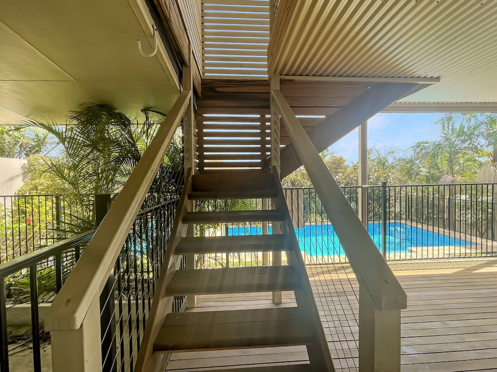 Coastal Upper-level Home With Pool Access