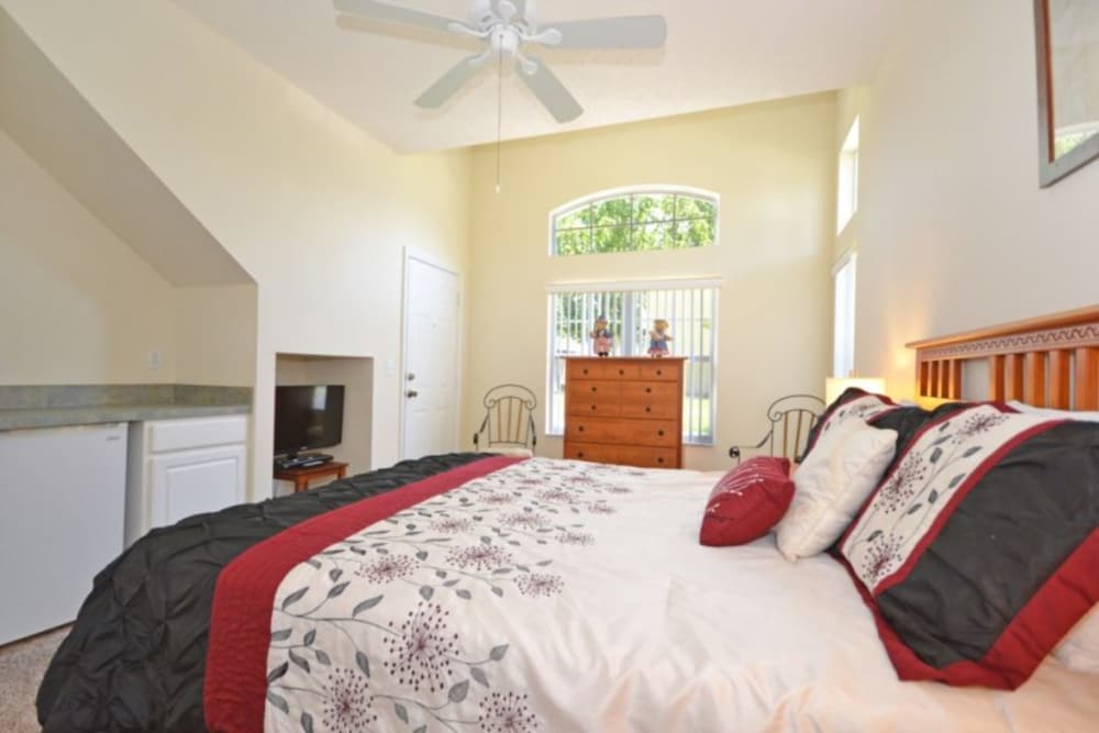 Isla Bonita 4 Bedroom Townhouse by Redawning view 2