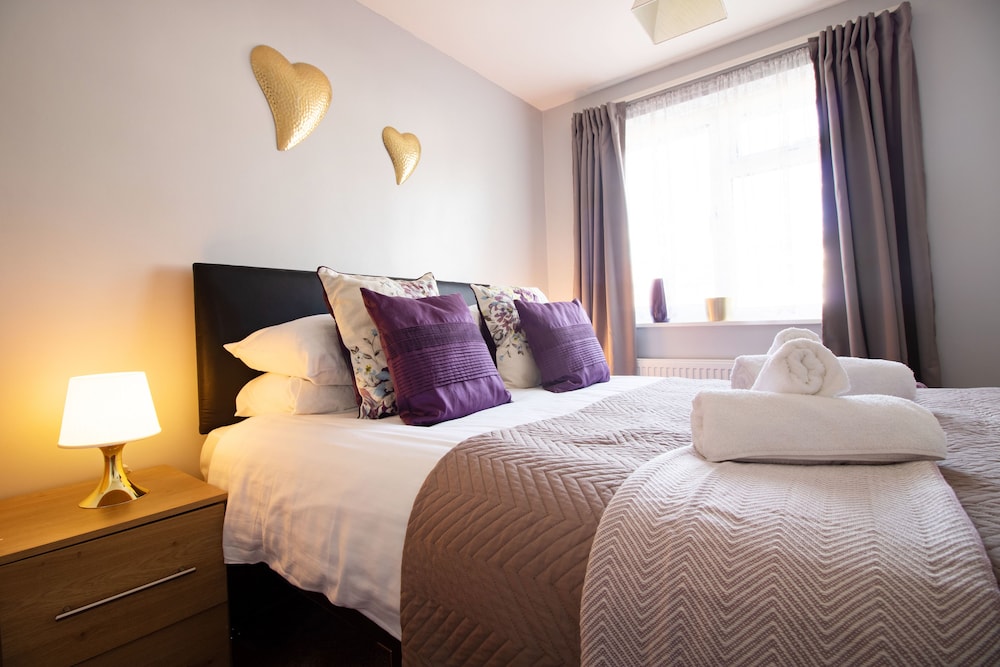 Rivermead Serviced Accommodation view 3