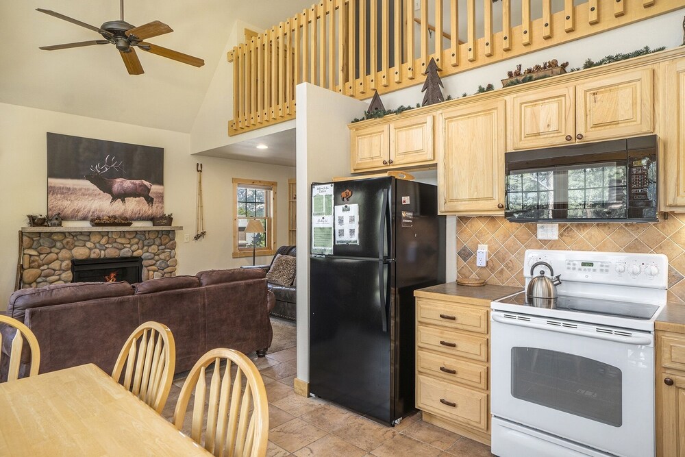 Cozy Solitude Cabins - Estes Park CO