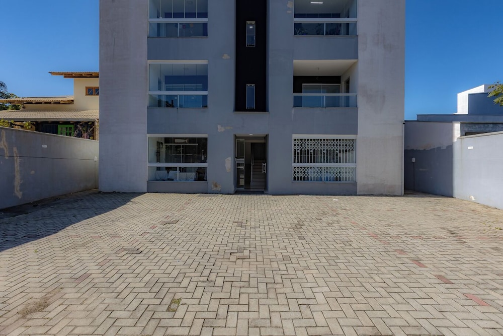 Apt pet Friendly c Garagem pr Ximo ao Beto Carrero