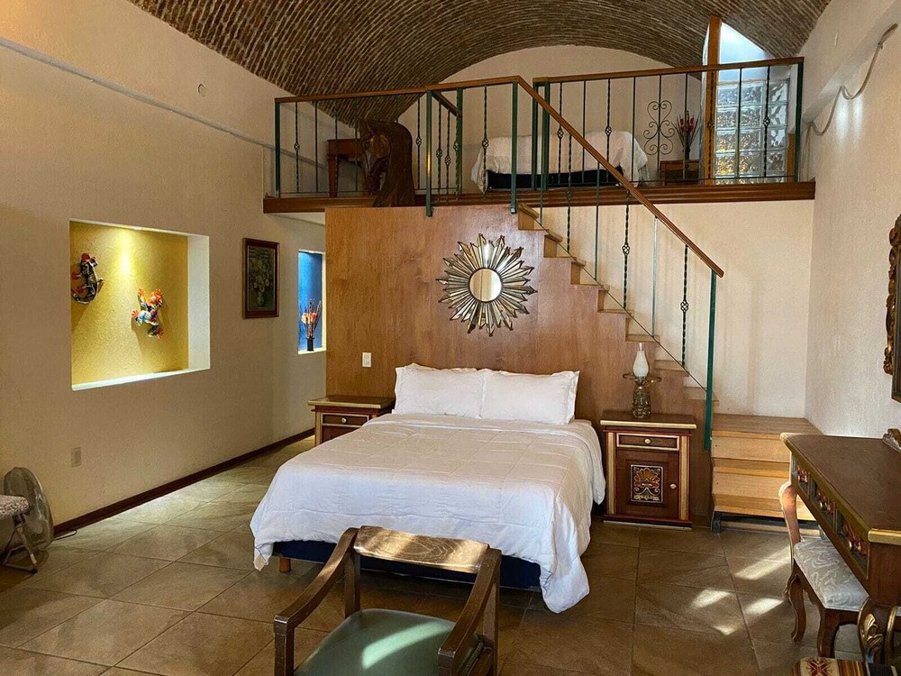 Suite H la ermita