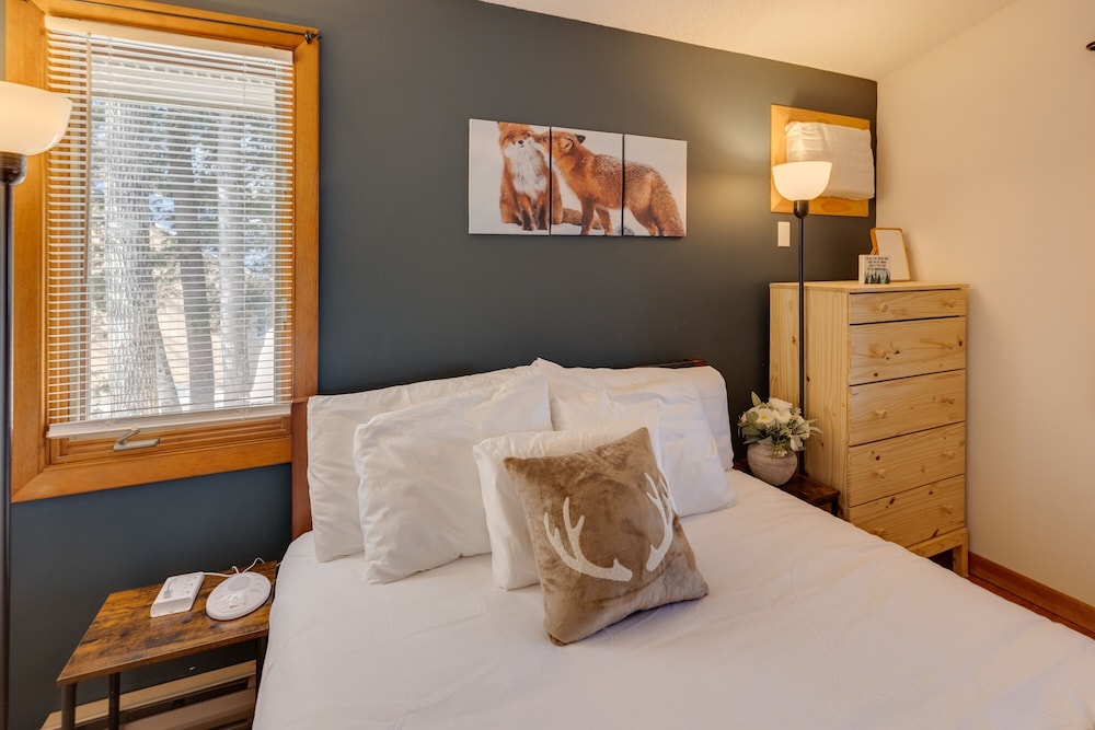 Scenic White Mountains Retreat 4 Bedroom Home