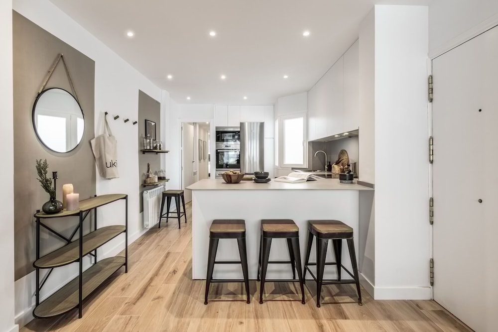 Ordino - 3 Bedrooms in Trafalgar