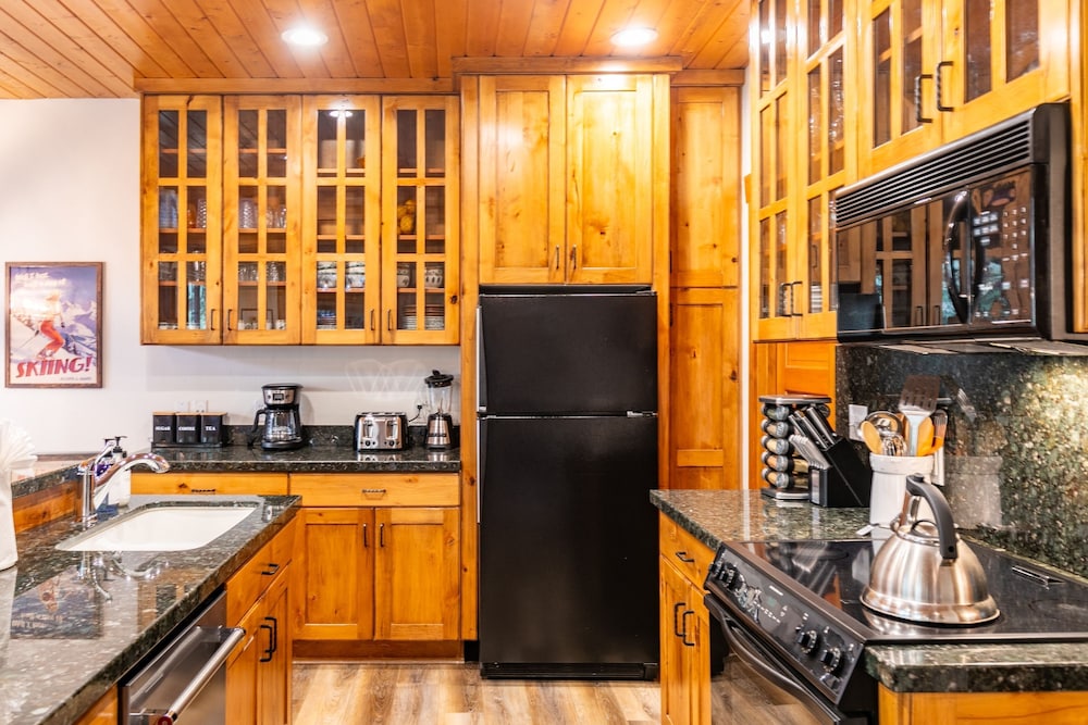 Deer Valley Den by Avantstay Beautiful Home in Ideal Location in Park City