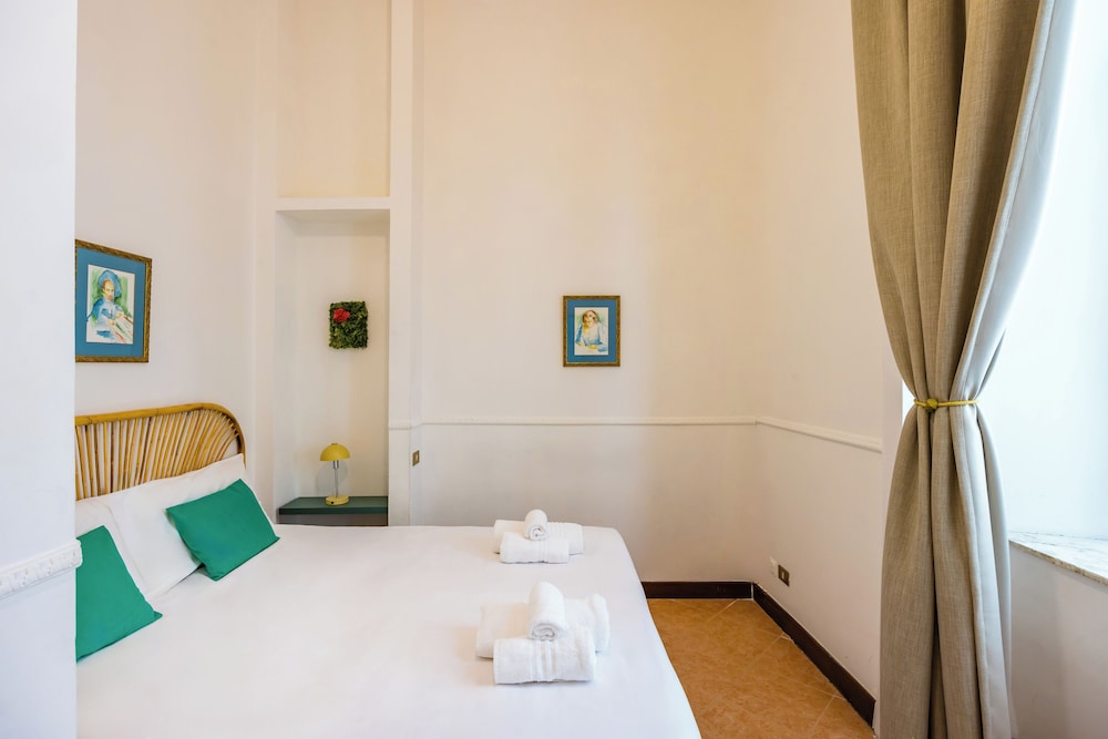La Casa di Famiglia by Napoliapartments