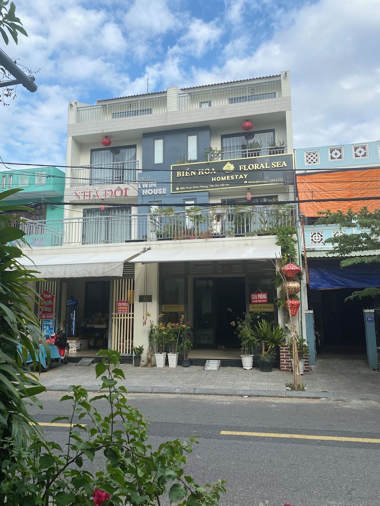 Floral Sea Homestay