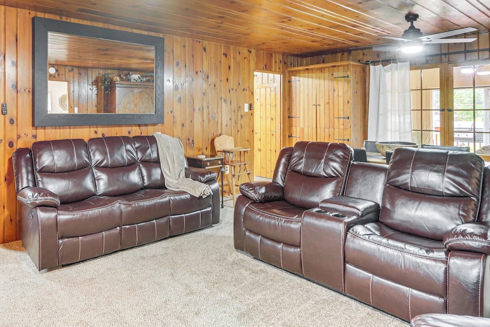 < 1 Mi to Raystown Lake: Family-friendly Cottage!