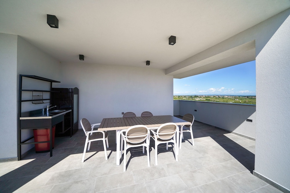 Villa Oasis Zadarvillas view 2