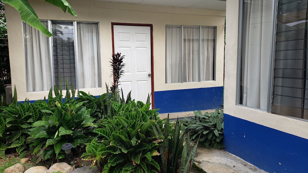 Hotel Saltish Hotel & Villas - Image 1