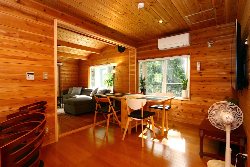 Rental Villa Cachette view 5
