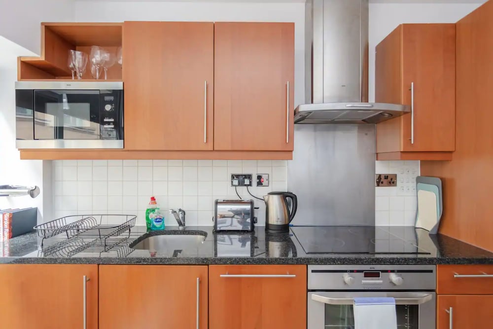 Stylish 1 Bedroom Apartment in Holborn in a Great Location