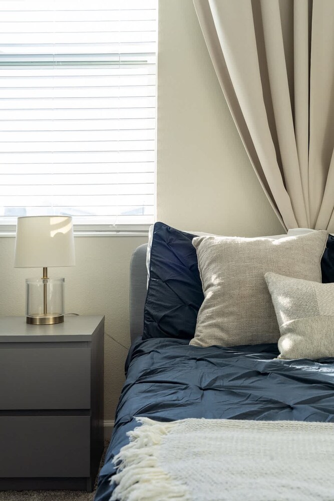 3BR up to 8 People at Champions Gate