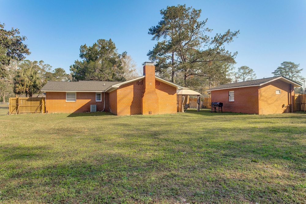 Near Shops & Eats: Home w/ Large Yard in Waycross!