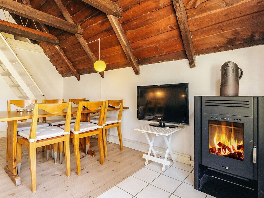 6 Person Holiday Home in Rodby