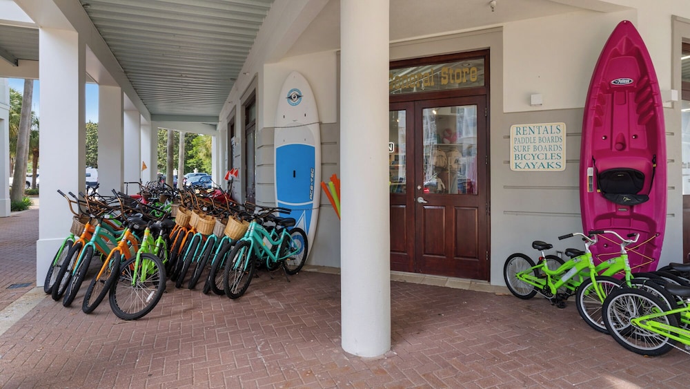 Lakefront Haven in Carillon Beach