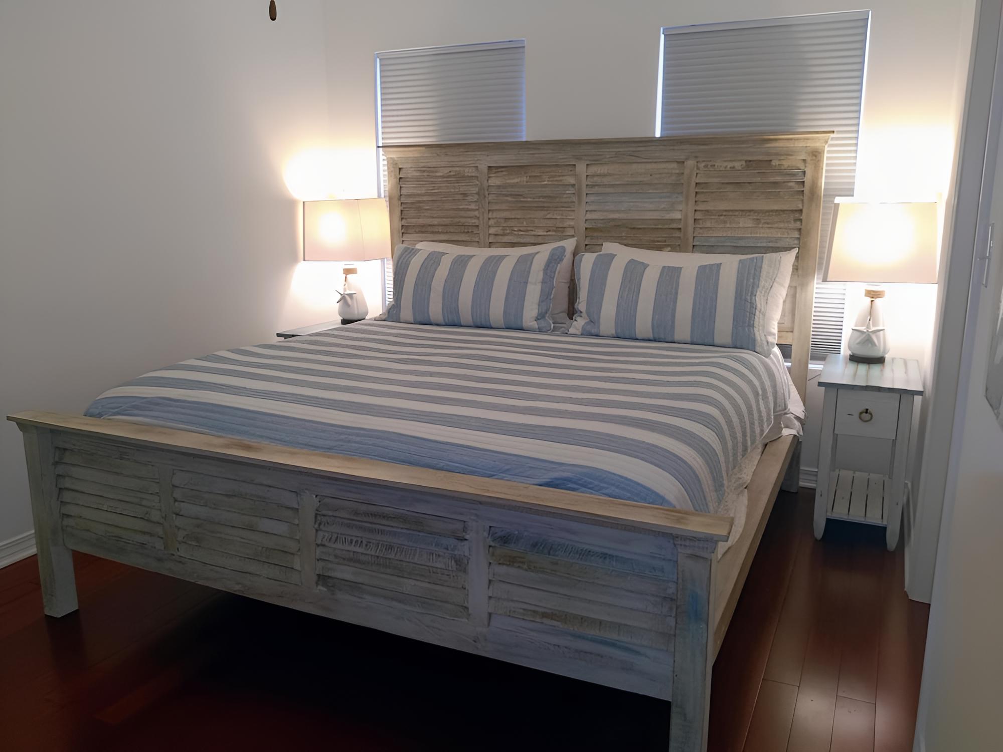 Newly-remodeled, pet Friendly Home, Close to Beach view 5