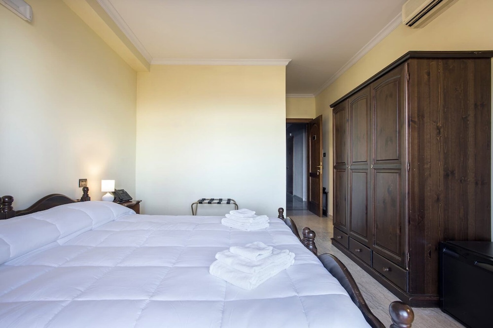 The Life Hotel