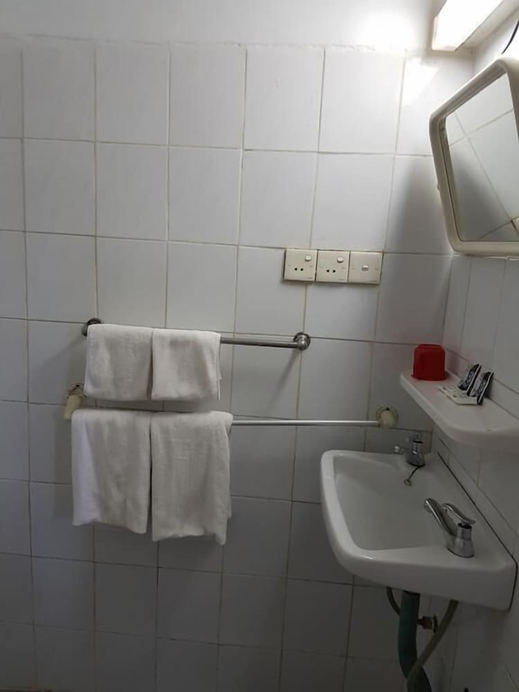 Parami Motel