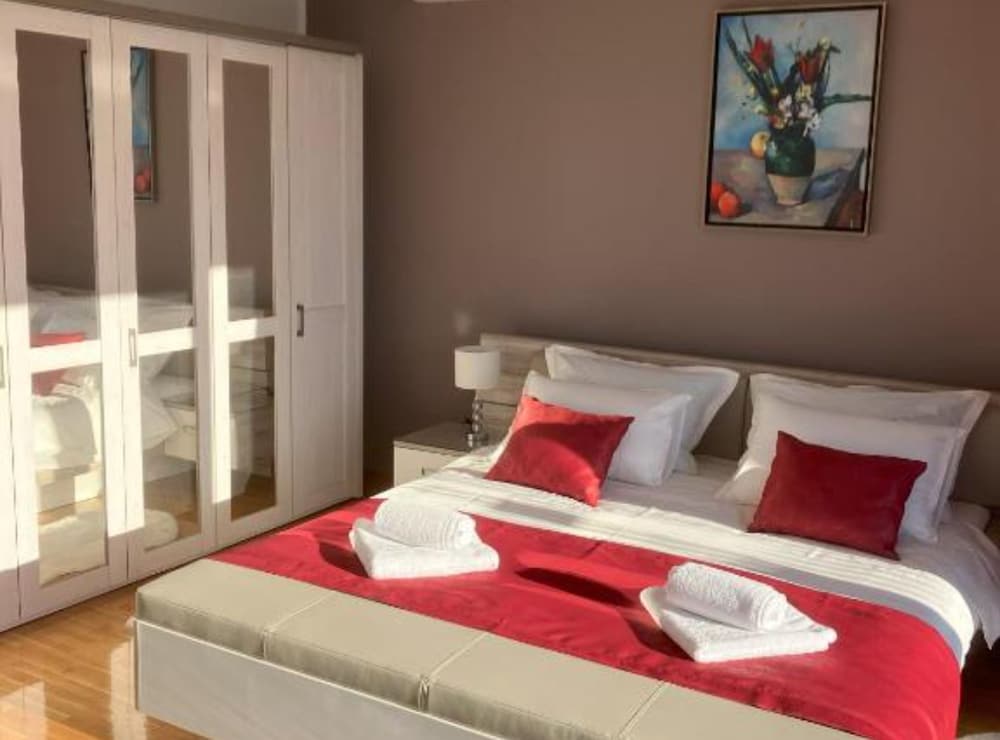 Beachfront Luxury Villa With Private Pool and Stunning Sea Views