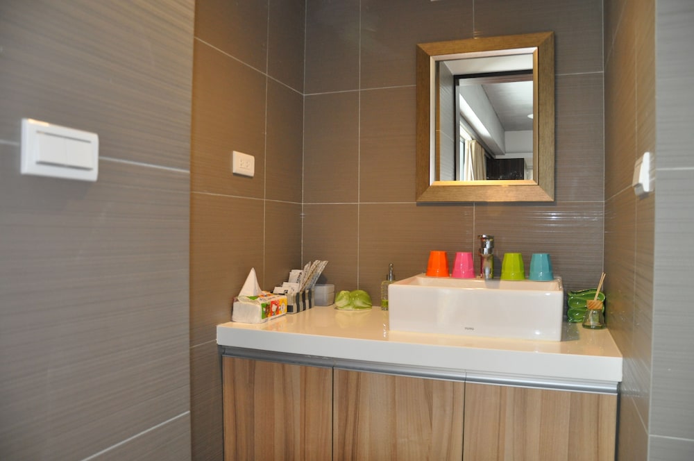 Yutian House