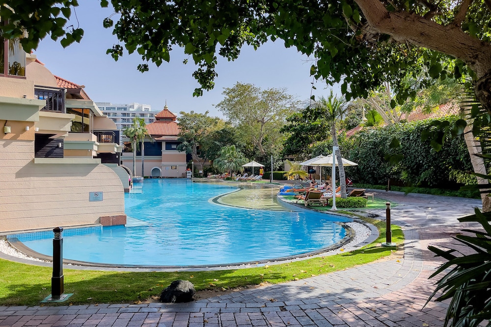 Tropical Apartments at Royal Amwaj