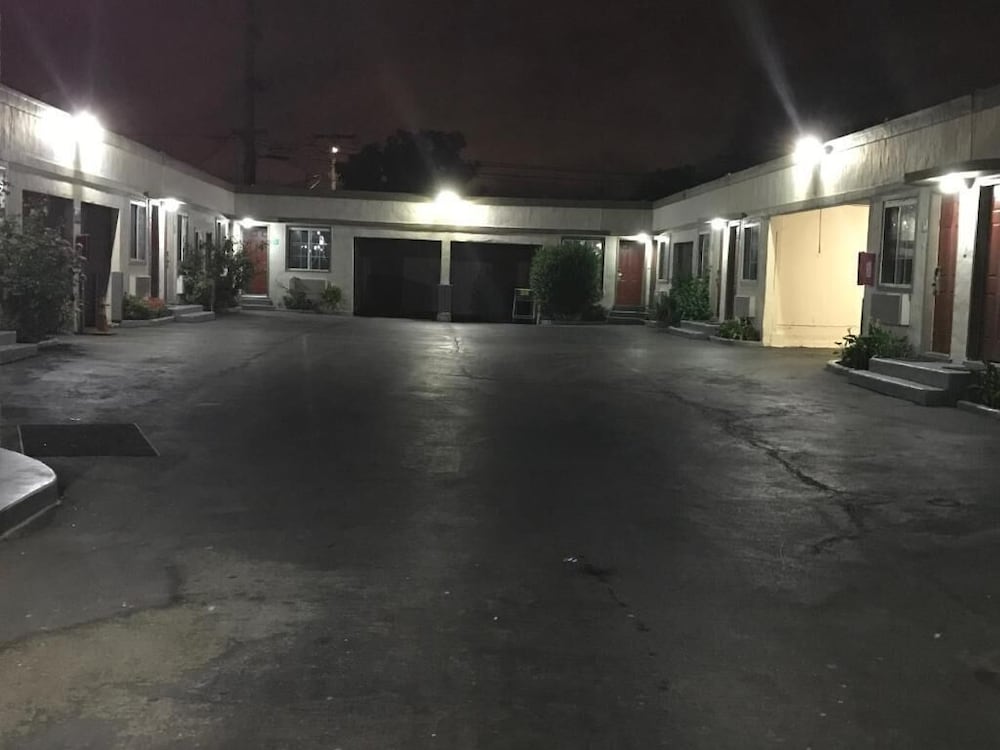 Geneva Motel Daly City