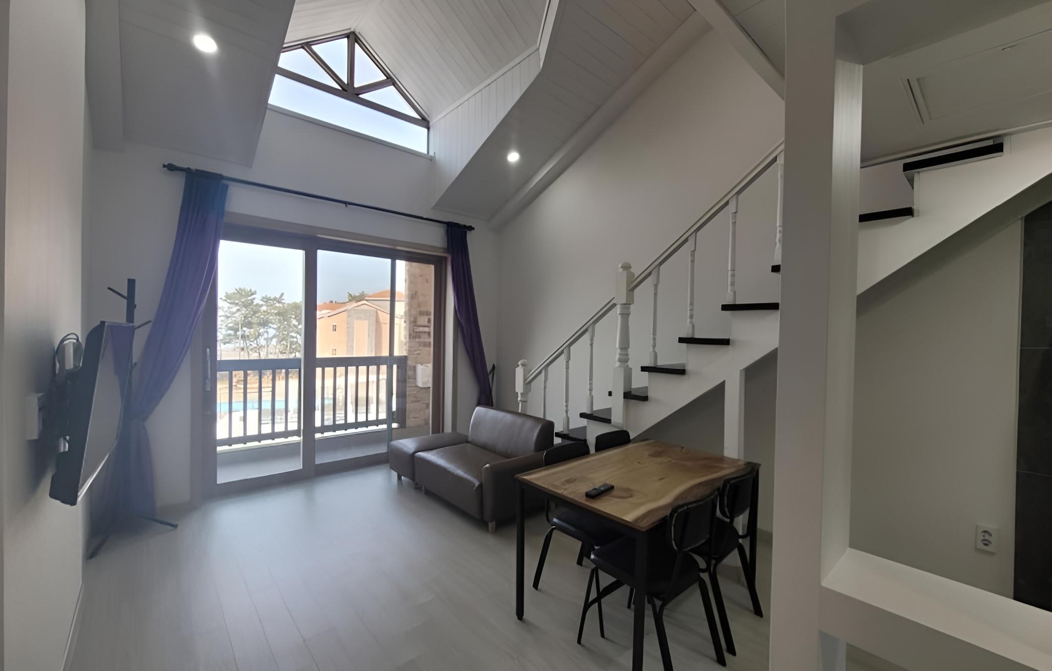 Taean Golden Wave Pension