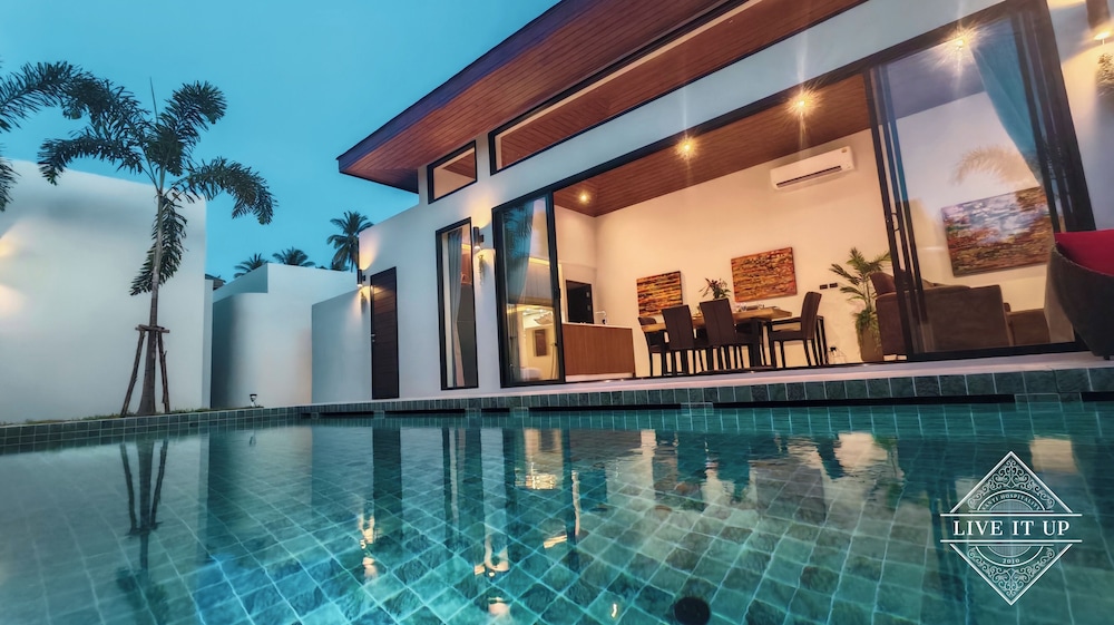 Santi Tara Villas