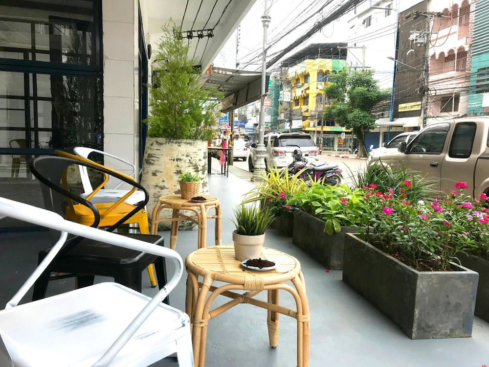 Spinomad Hostel