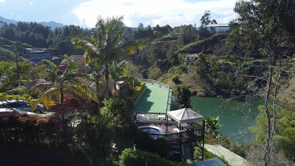 Casa de Campo Con Vista a la Piedra