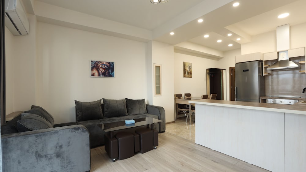 Stay Inn on Koghbatsi Str. 16