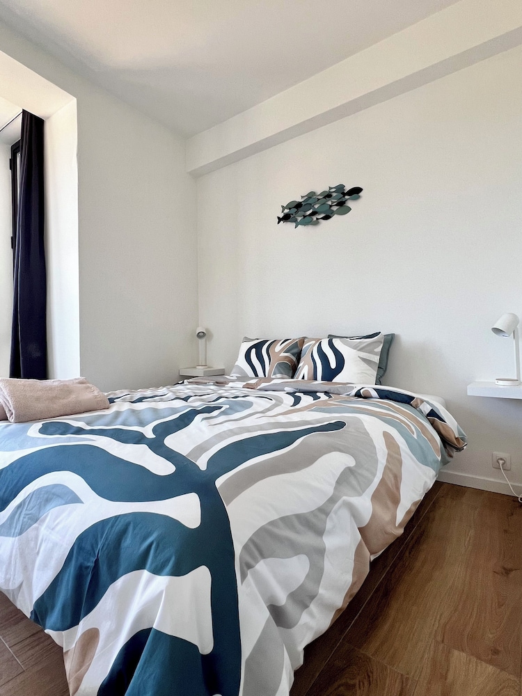 Cozy fully equipped center Liege for 4