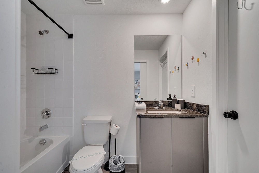 3BR Home Near Disney w/ Office & Fun Corner