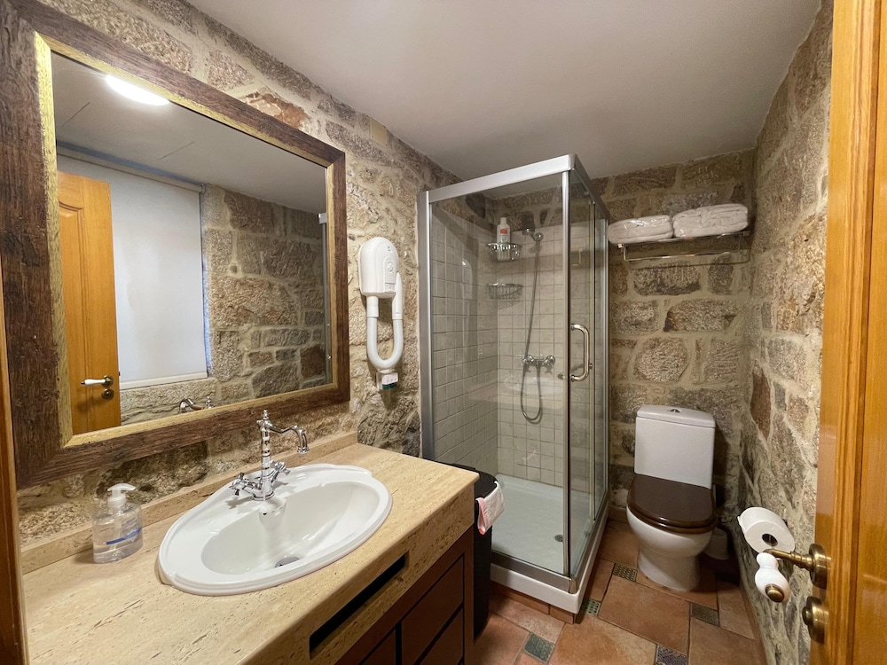 APARTAMENTOS RIO SIL