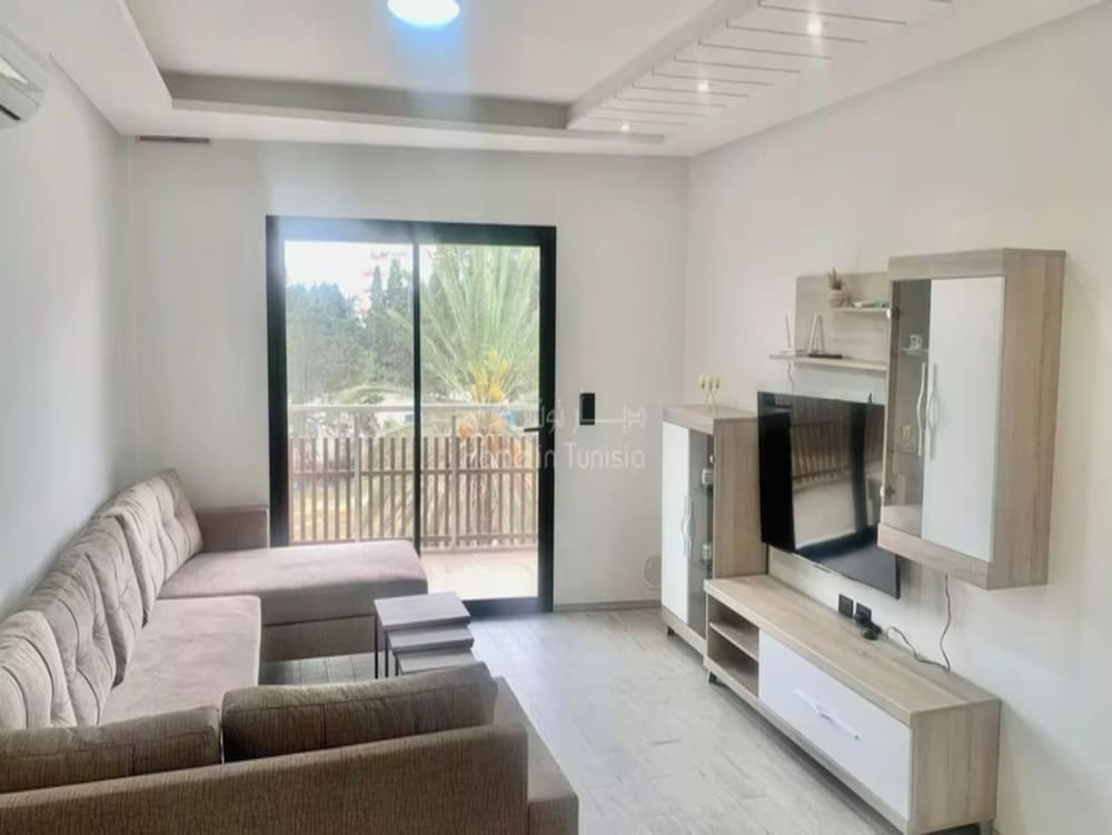 Seasonal Rental S1 in Chott Meriem