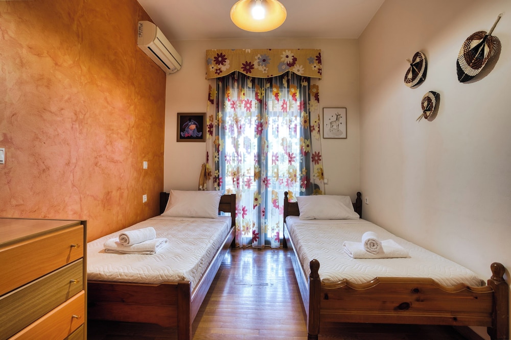 Marilizas Spacious Maisonette