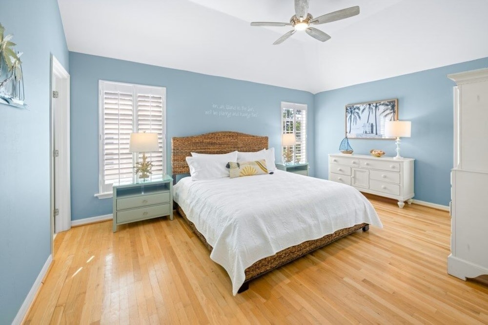 Summer Breeze 7 Bedroom Home