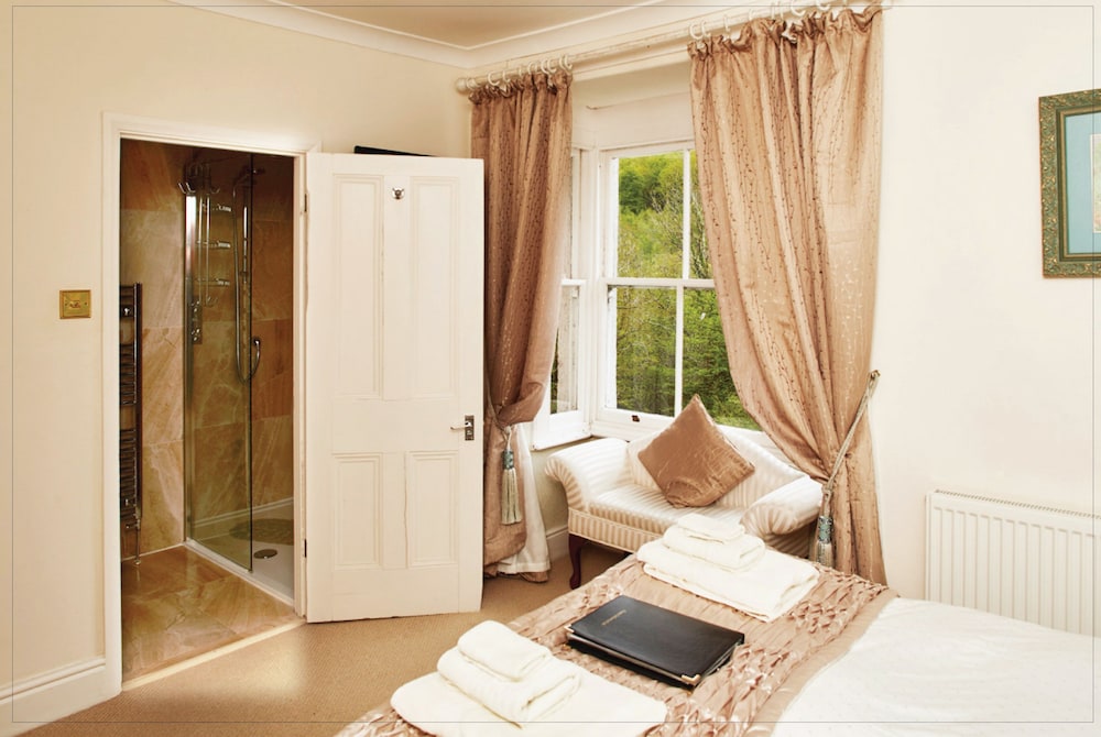 Afon Rhaiadr Country House