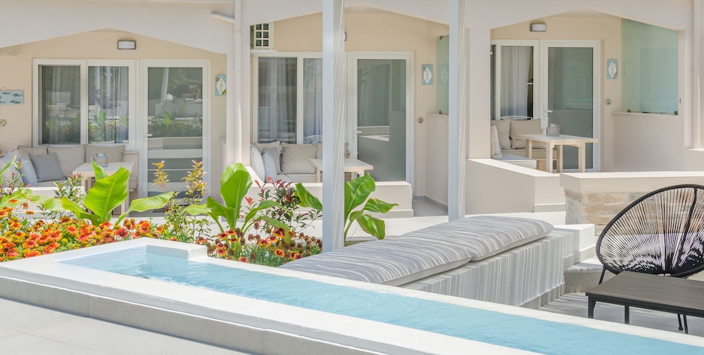 Aelia Villa