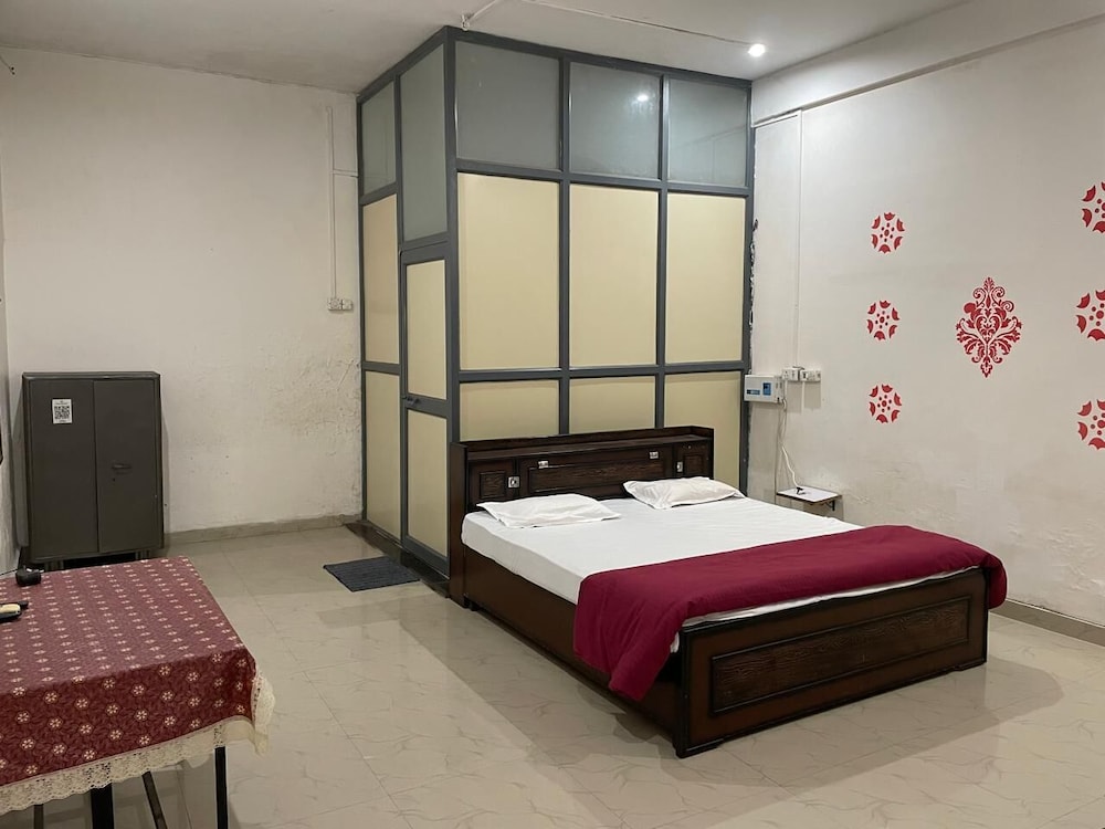 Lord Buddha Guest House