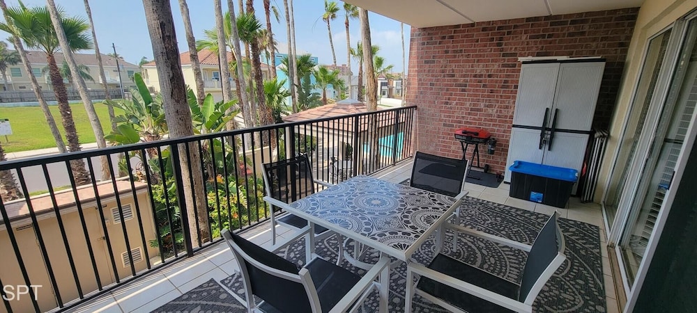 Villa Del Sol- #205 2 Bedroom Condo by RedAwning view 5