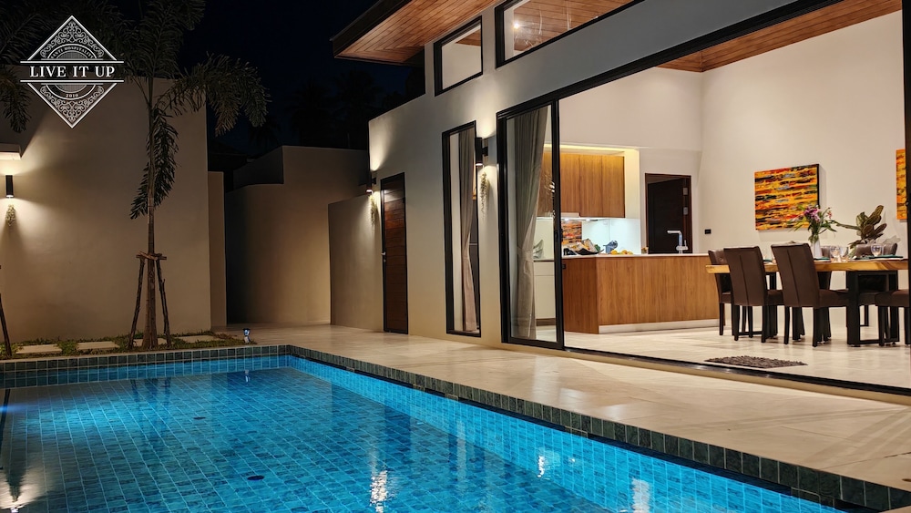Santi Tara Villas