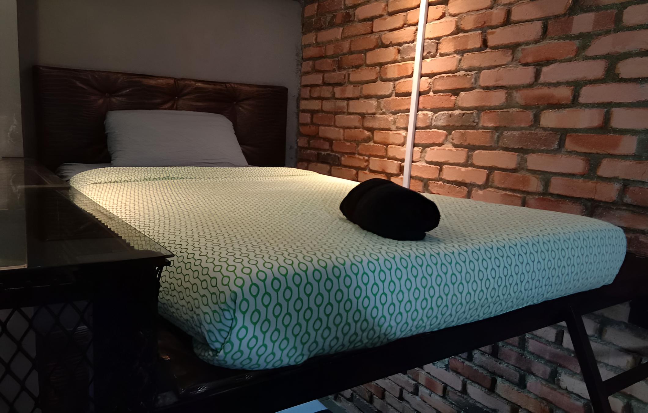 Bunker Hotel & Restaurant