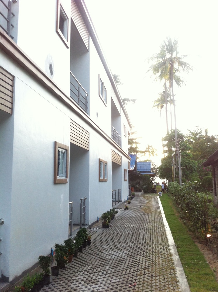 Sea Sand Sun Resort