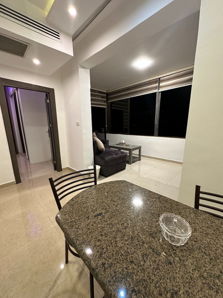 Charming Amman Apartment With Electric Heating & Pool Access