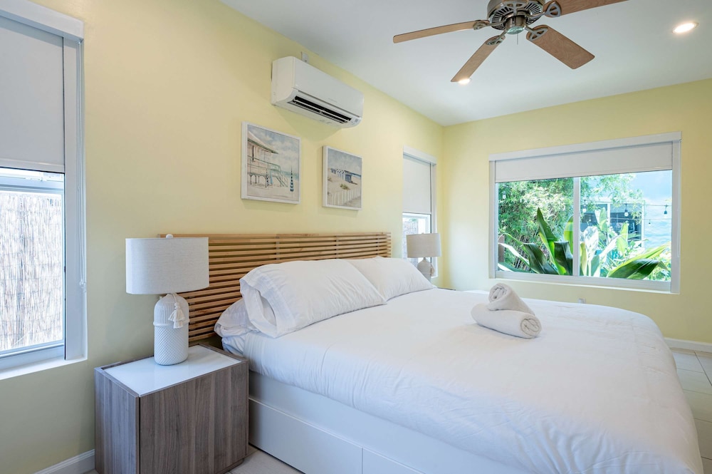 Casa Del Mar Beach Apartment Suite 1