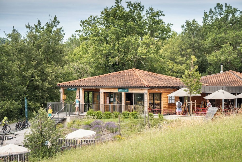 Huttopia Pays de Cordes sur Ciel