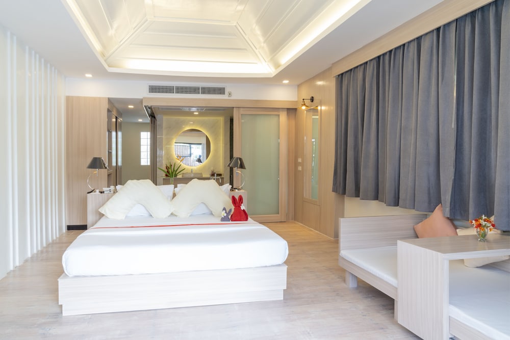 GRAND JOMTIEN PALACE HOTEL