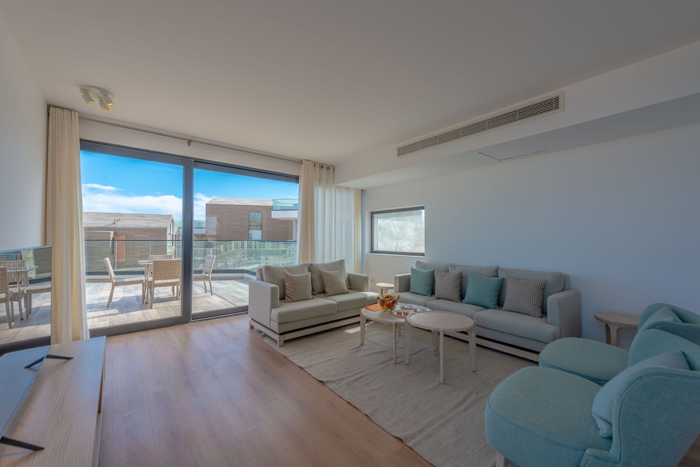 VESTA - Soma Bay Residence